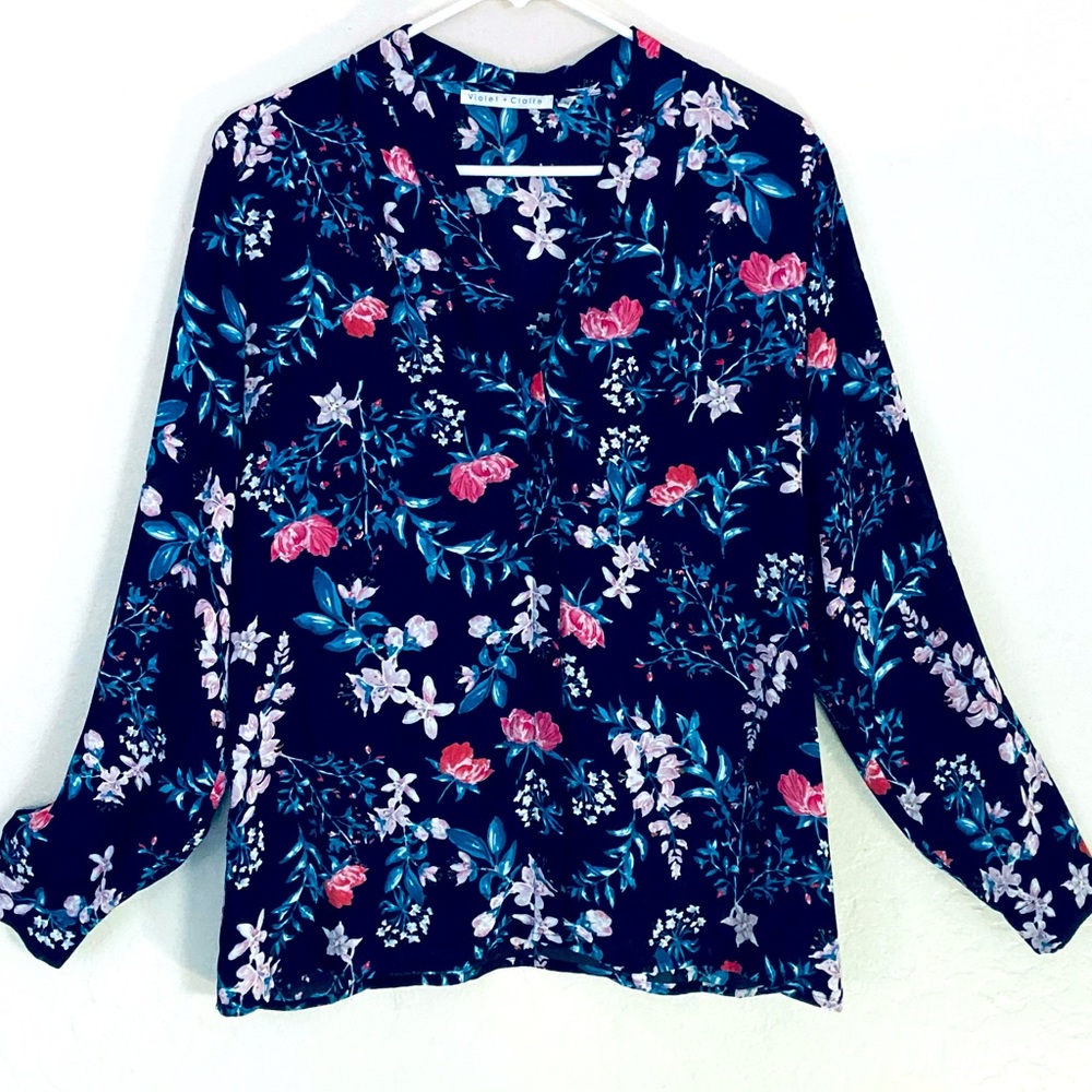 *Violet + Claire floral top long sleeve
